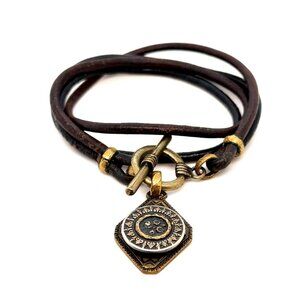 Toggle Charm Wrap Bracelet (d)